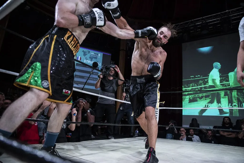 Haize ArtChessboxing au cabaret sauvage : pions et poings liésYC PHOTO REMERCIEMENTS 003 1024x683 2