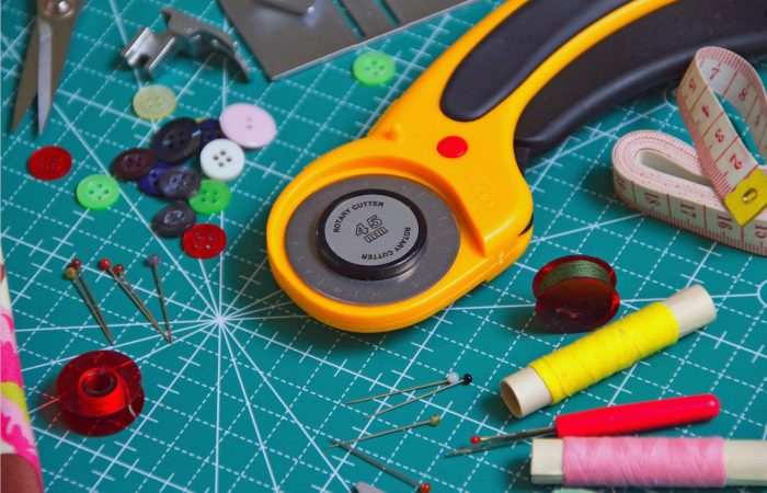 Haize ArtFrance Introduces Up to 25 Euros Compensation for Clothing Repairspexels adonyi gabor 1409217 1