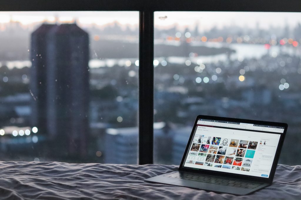 Alternative Lifestyles Series: Chronicles of a Digital Nomad Haize Art